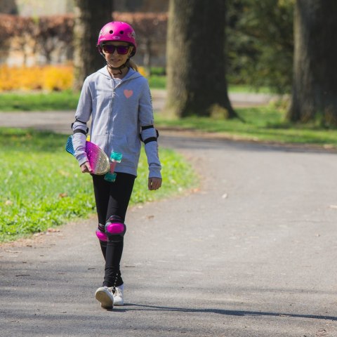 KASK SKATEBOARDOWY CUTTE ROZM. M (55-58) /WORKER KASK SKATEBOARDOWY CUTTE ROZM. M (55-58) /WORKER