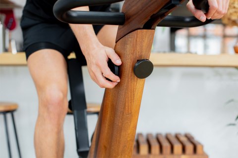 ROWER STACJONARNY BIKE V2 OXBRIDGE WIŚNIA Z MONITOREM /NOHRD ROWER STACJONARNY BIKE V2 OXBRIDGE WIŚNIA Z MONITOREM /NOHRD