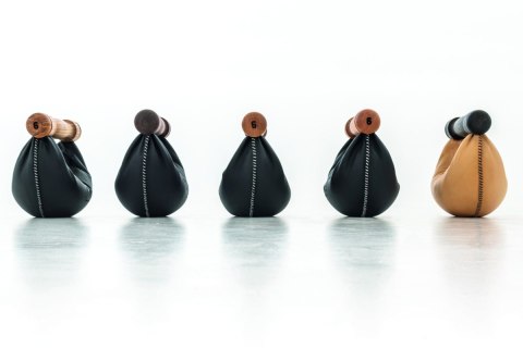 HANTLE SWINGBELL BOARD OAK VINTAGE SKÓRA 40KG 4 PARY /NOHRD