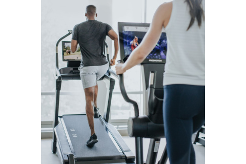BIEŻNIA ELEKTRYCZNA INCLINE TRAINER I22.9 /FREEMOTION BIEŻNIA ELEKTRYCZNA INCLINE TRAINER I22.9 /FREEMOTION