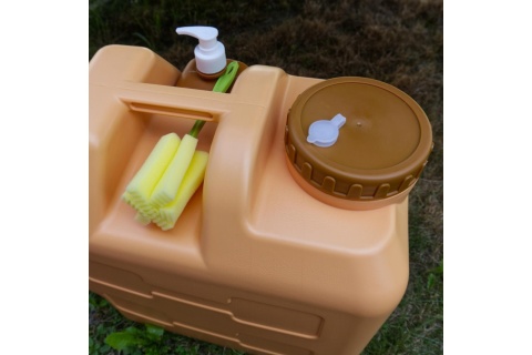 ZBIORNIK NA WODĘ Z KRANIKIEM 20L /OFFLANDER